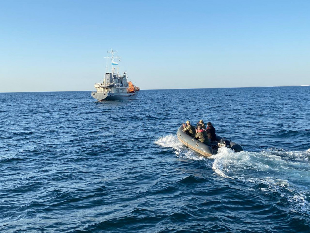 Гейлердің әскери сексін қараңыз Гейлердің әскери сексін қараңыз